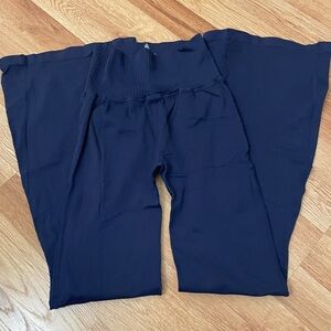 Free People Movement Flared Leggings in Dark Blue XS/S NEW